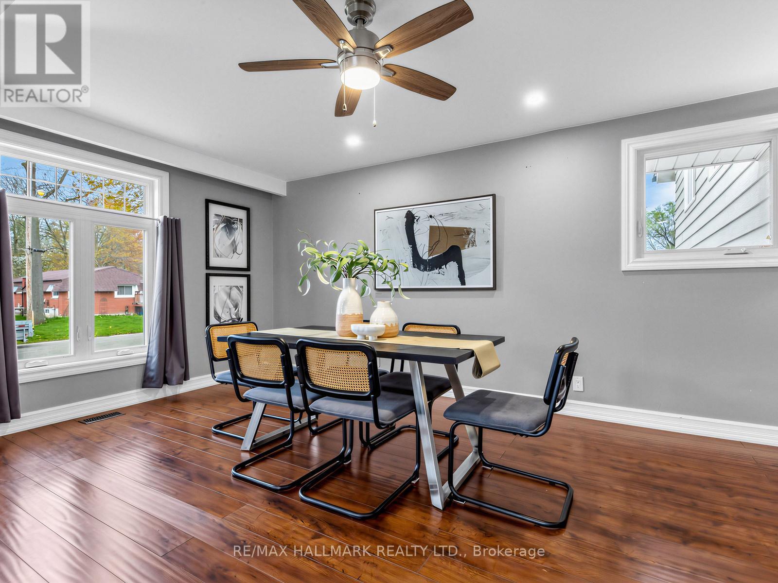 21 Pleasant Avenue, East Gwillimbury, Ontario  L9N 1A1 - Photo 10 - N13141460