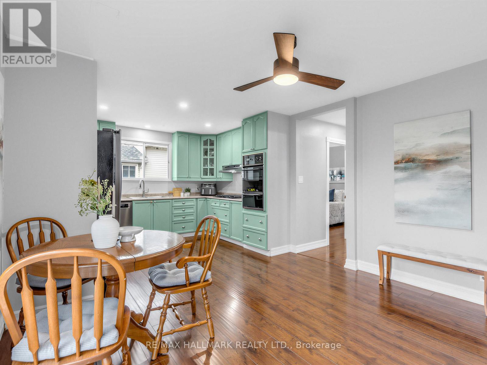 21 Pleasant Avenue, East Gwillimbury, Ontario  L9N 1A1 - Photo 18 - N13141460