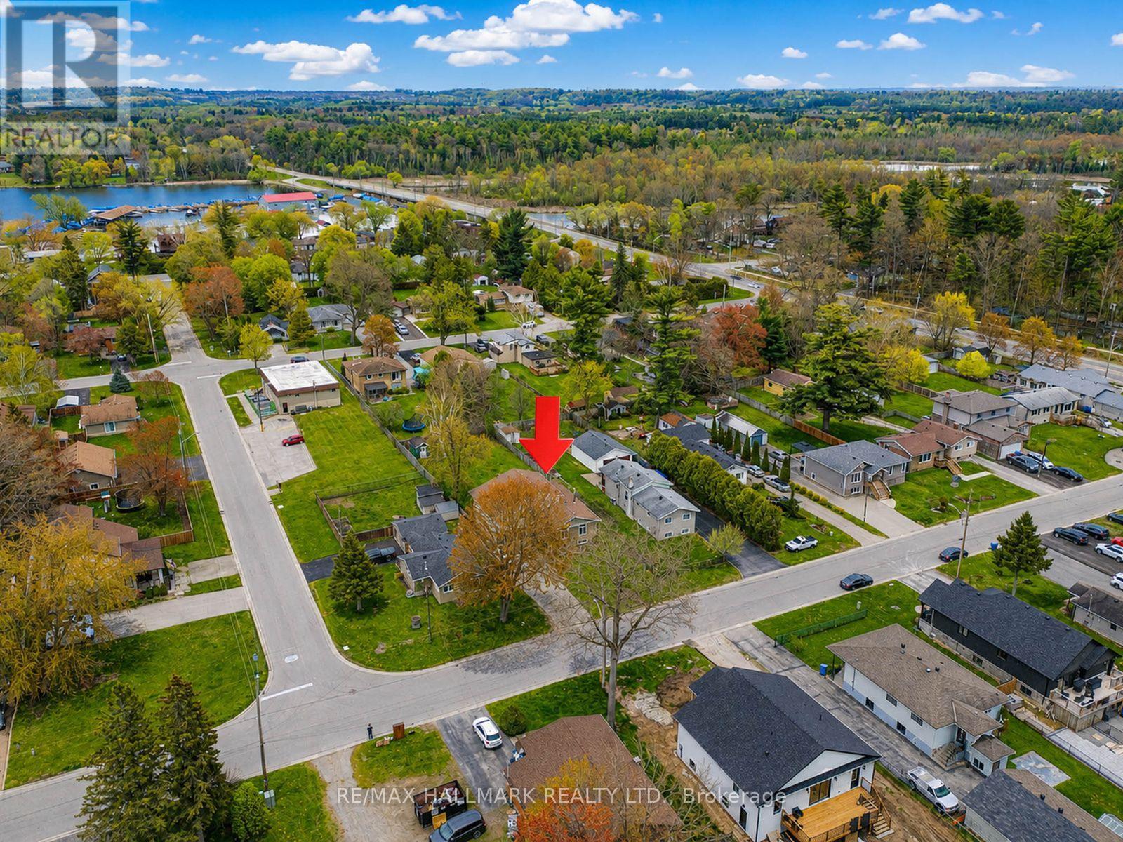 21 Pleasant Avenue, East Gwillimbury, Ontario  L9N 1A1 - Photo 40 - N13141460