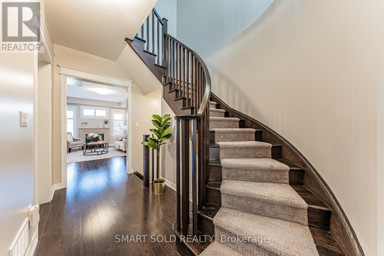 22 Mayapple Lane N, Richmond Hill, Ontario  L4E 1B8 - Photo 11 - N13141508