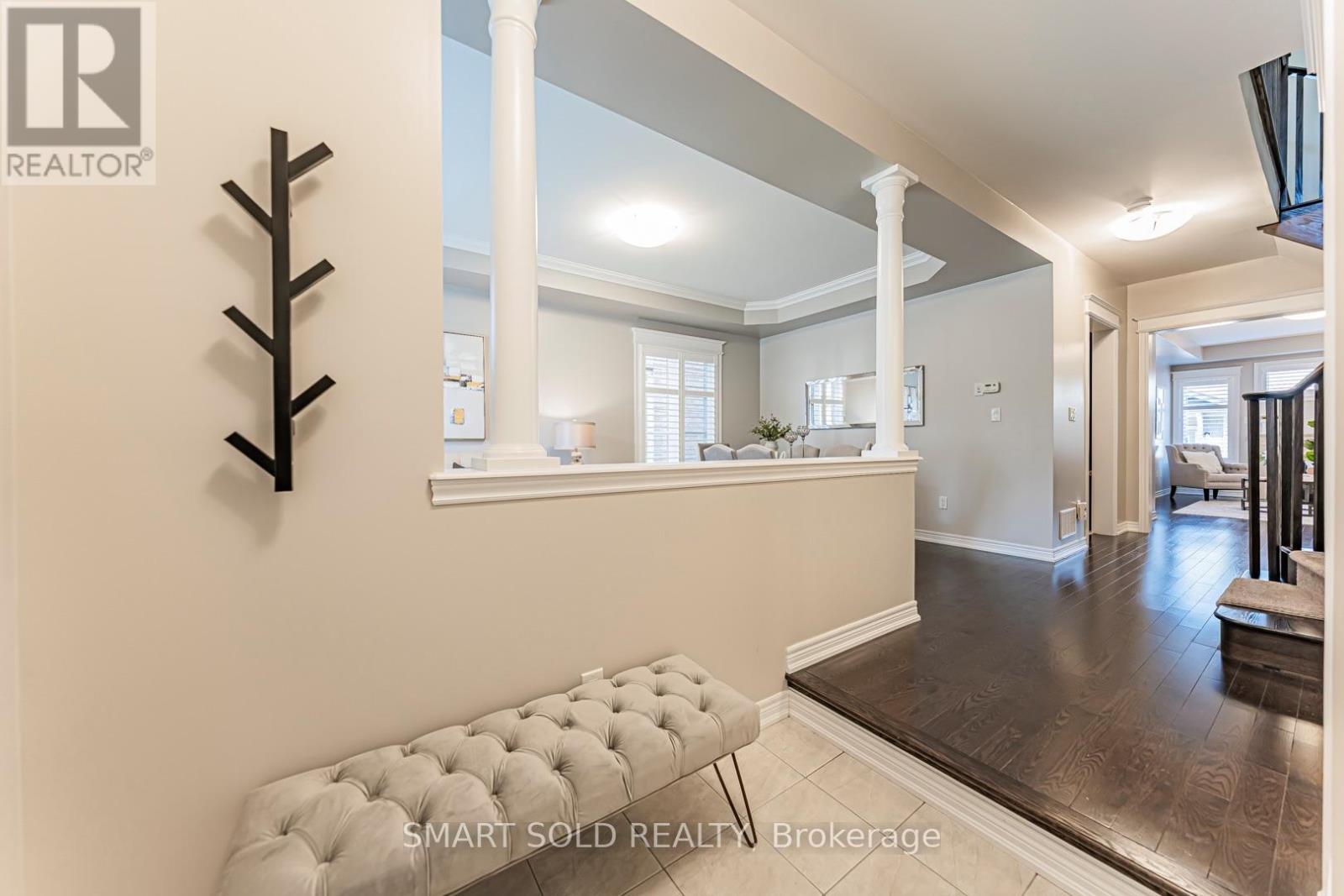 22 Mayapple Lane N, Richmond Hill, Ontario  L4E 1B8 - Photo 4 - N13141508