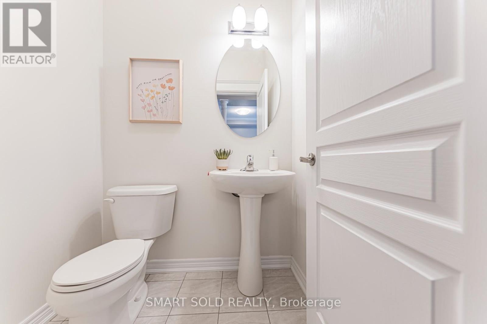 22 Mayapple Lane N, Richmond Hill, Ontario  L4E 1B8 - Photo 7 - N13141508