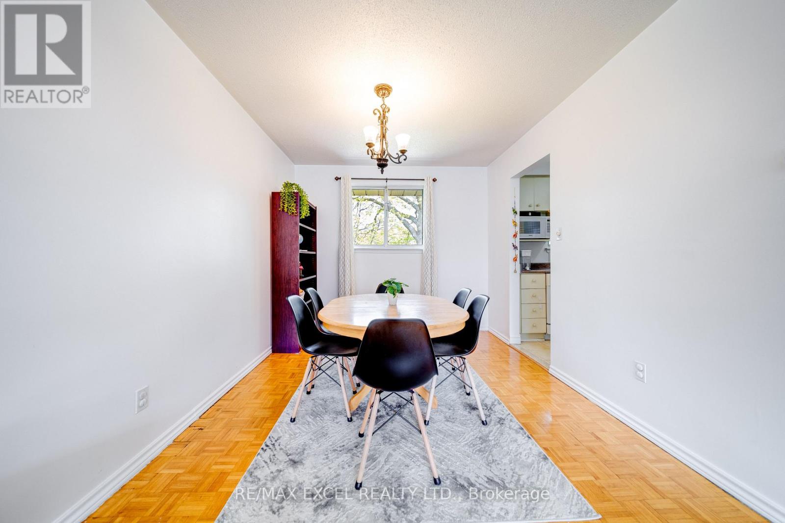 38 Stately Way, Markham, Ontario  L3T 3Z8 - Photo 8 - N13141530
