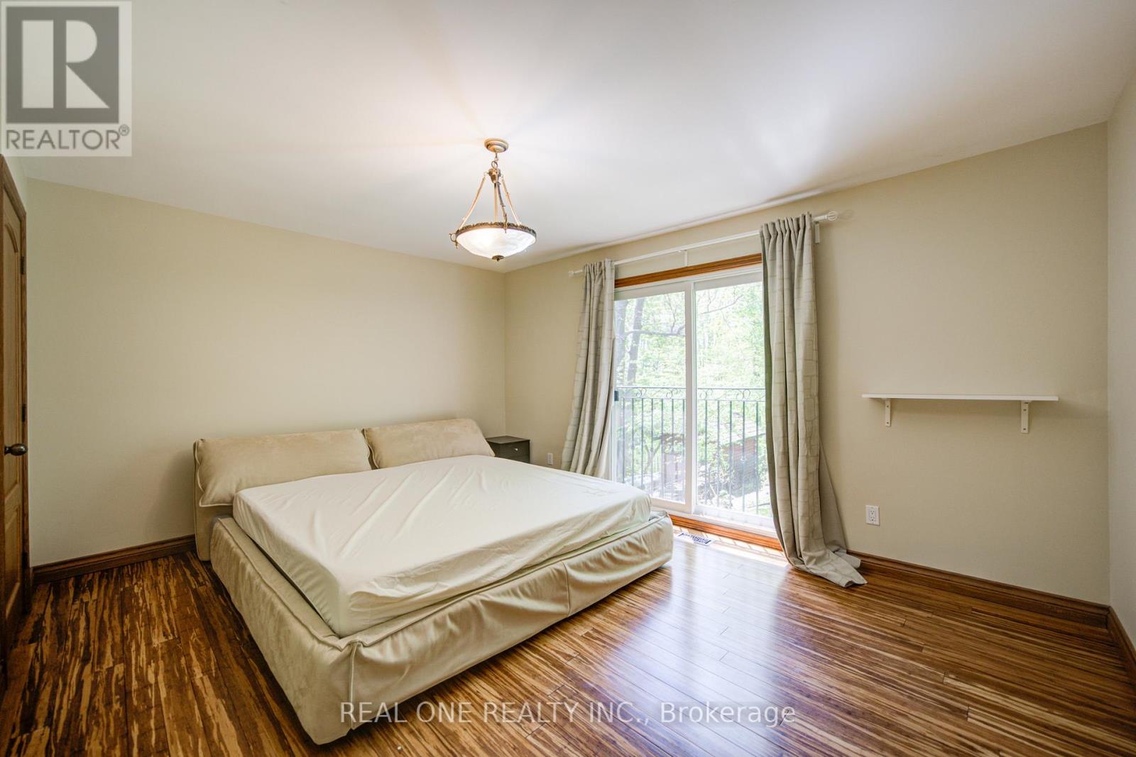 1439 Ballyclare Drive, Mississauga, Ontario  L5C 1J4 - Photo 20 - W13141386