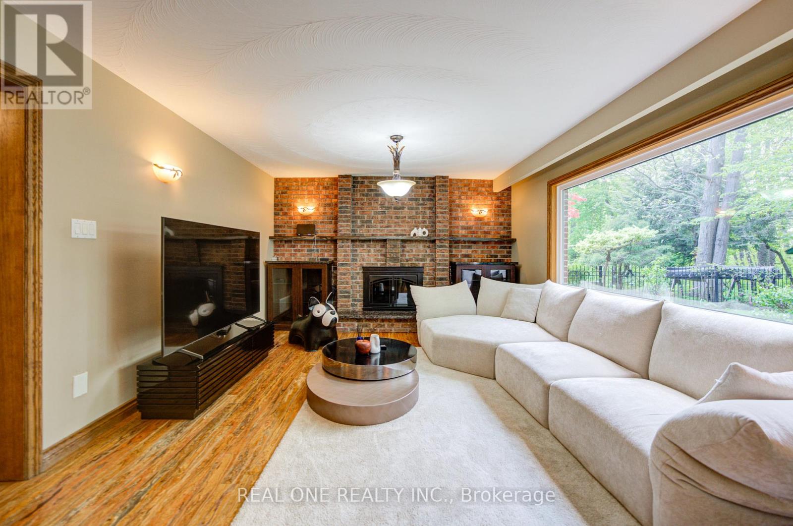 1439 Ballyclare Drive, Mississauga, Ontario  L5C 1J4 - Photo 27 - W13141386