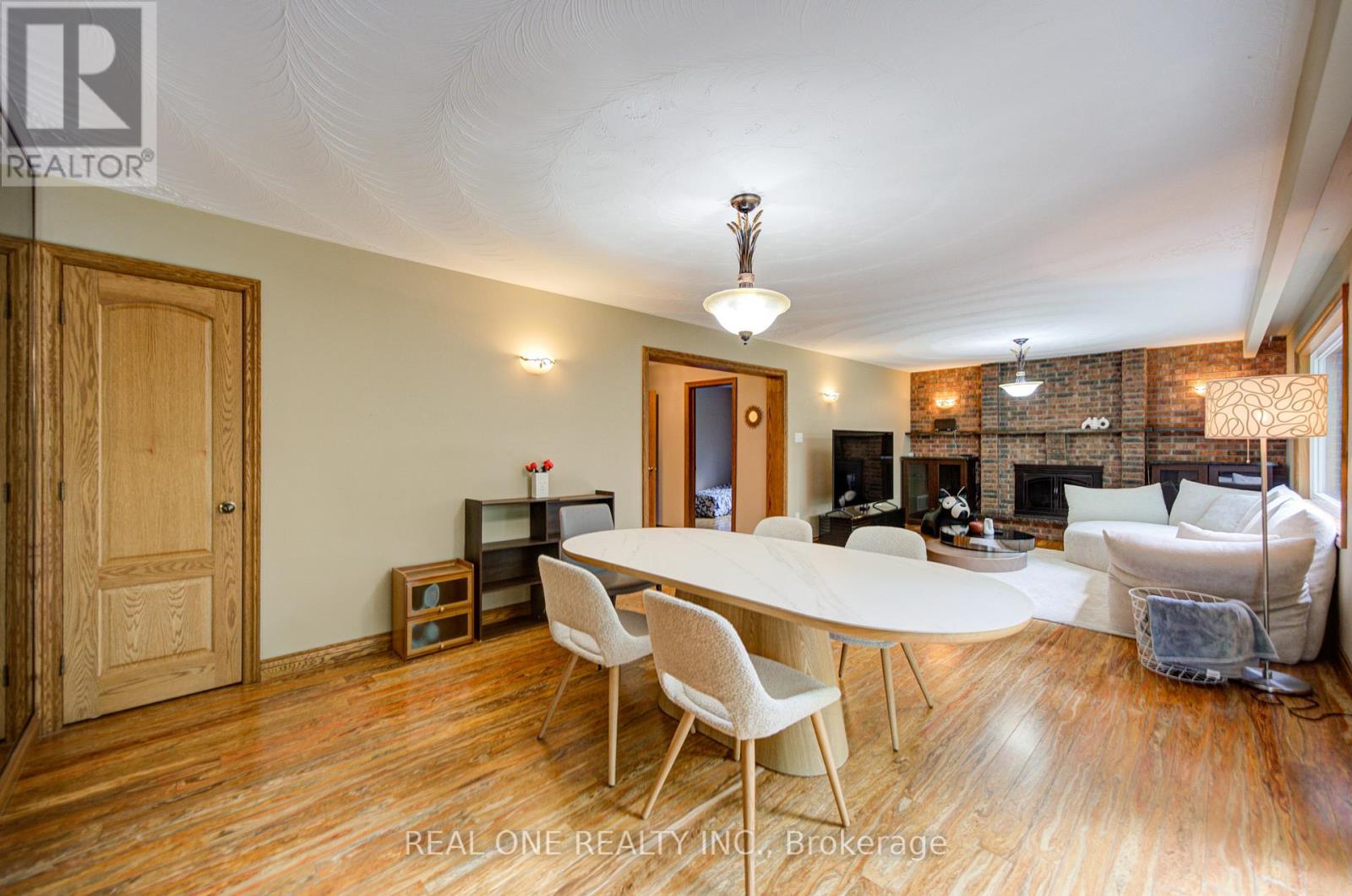 1439 Ballyclare Drive, Mississauga, Ontario  L5C 1J4 - Photo 30 - W13141386