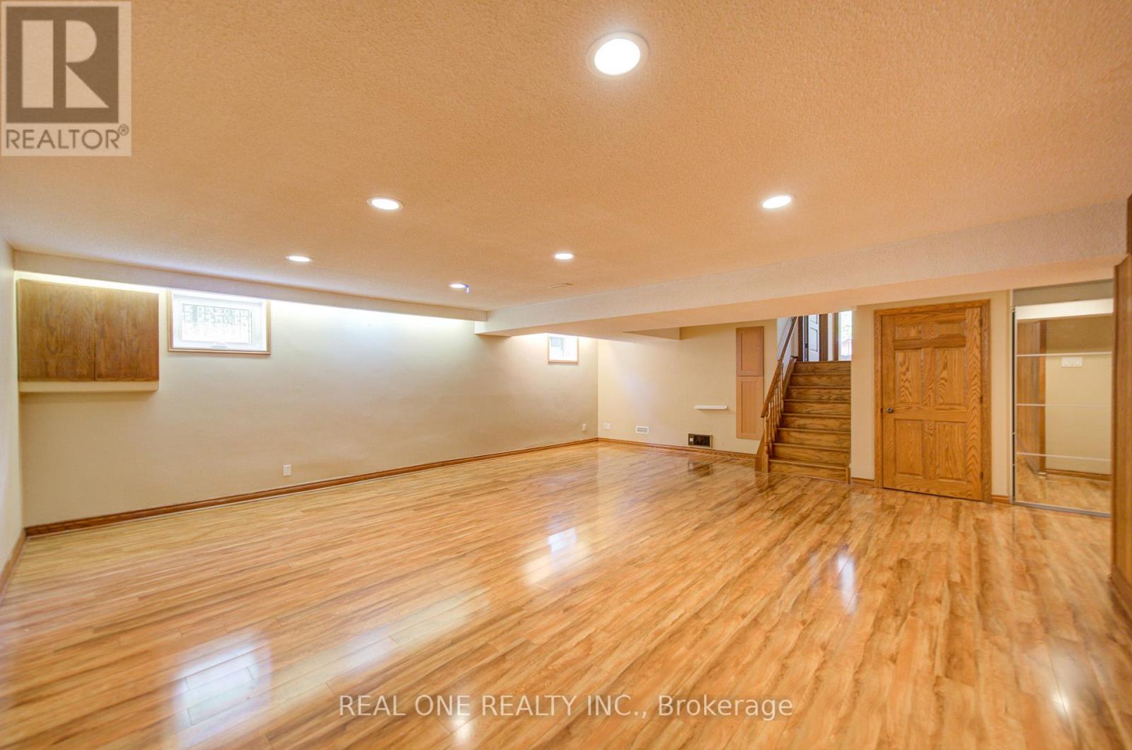 1439 Ballyclare Drive, Mississauga, Ontario  L5C 1J4 - Photo 36 - W13141386