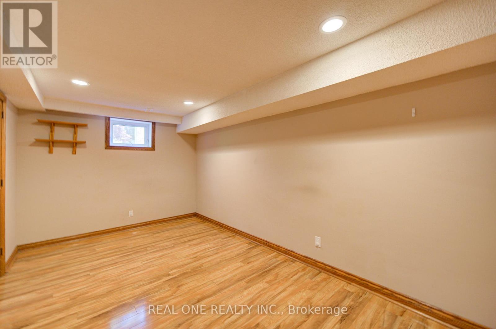 1439 Ballyclare Drive, Mississauga, Ontario  L5C 1J4 - Photo 38 - W13141386