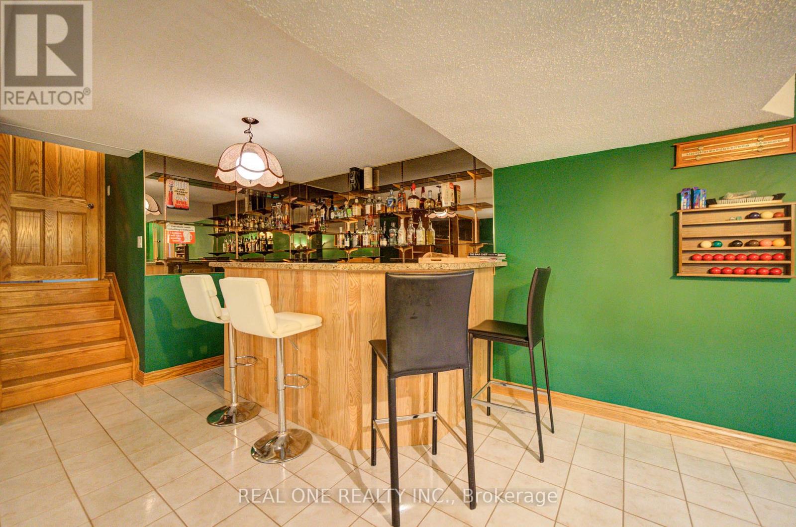 1439 Ballyclare Drive, Mississauga, Ontario  L5C 1J4 - Photo 40 - W13141386
