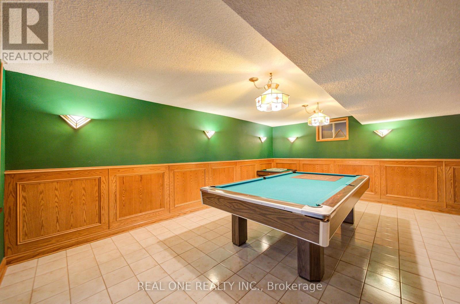 1439 Ballyclare Drive, Mississauga, Ontario  L5C 1J4 - Photo 43 - W13141386