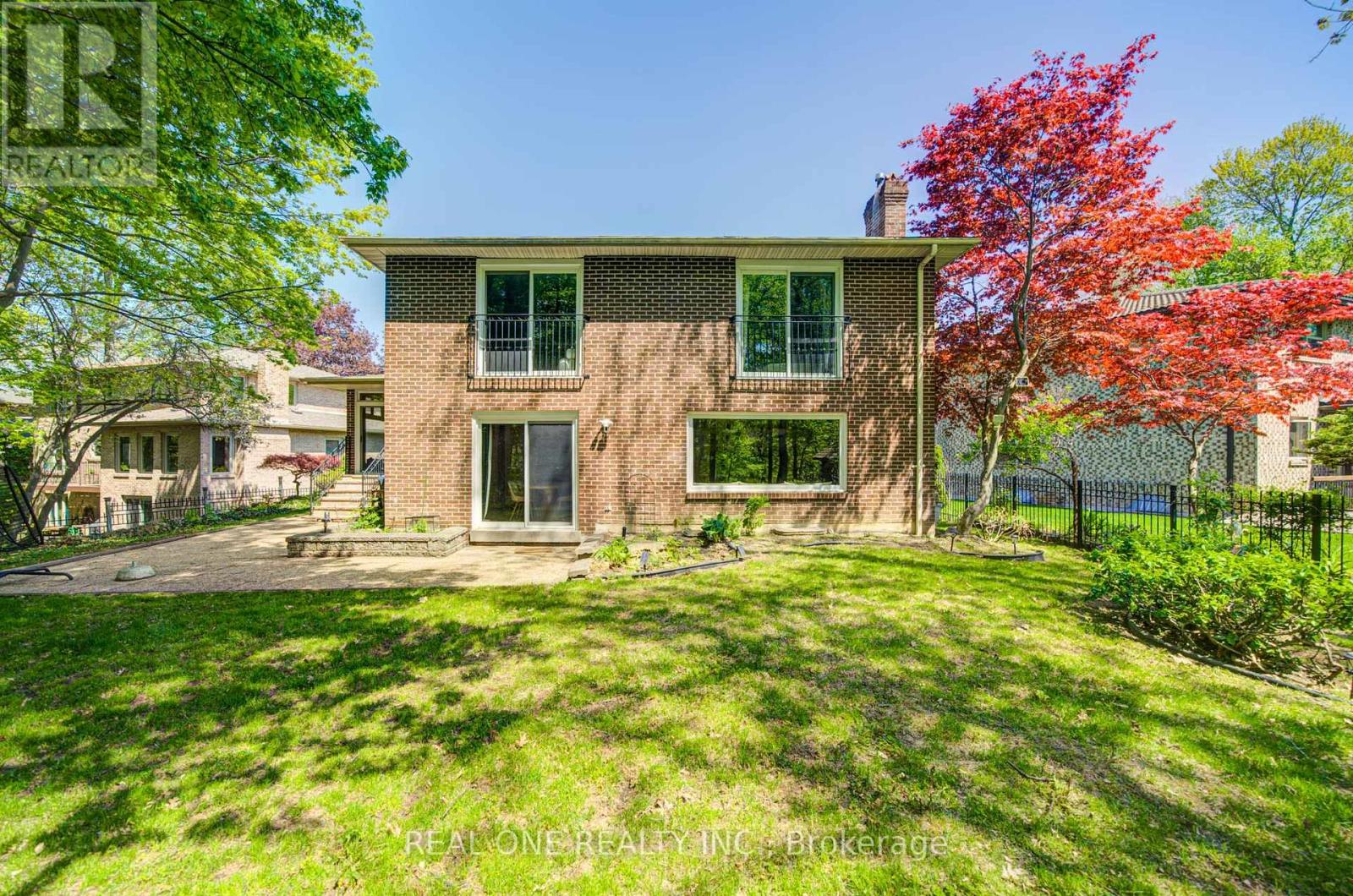 1439 Ballyclare Drive, Mississauga, Ontario  L5C 1J4 - Photo 49 - W13141386