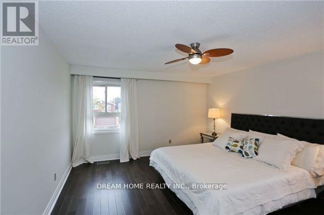 Main - 2425 Carlanne Place, Mississauga, Ontario L5C 3H6 - Photo 18 - W13141428