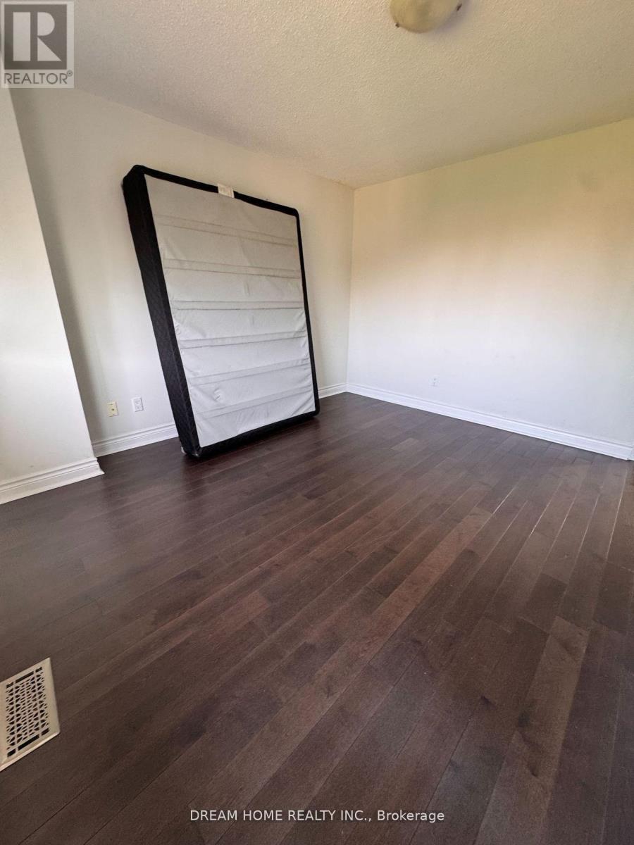 Main - 2425 Carlanne Place, Mississauga, Ontario L5C 3H6 - Photo 20 - W13141428