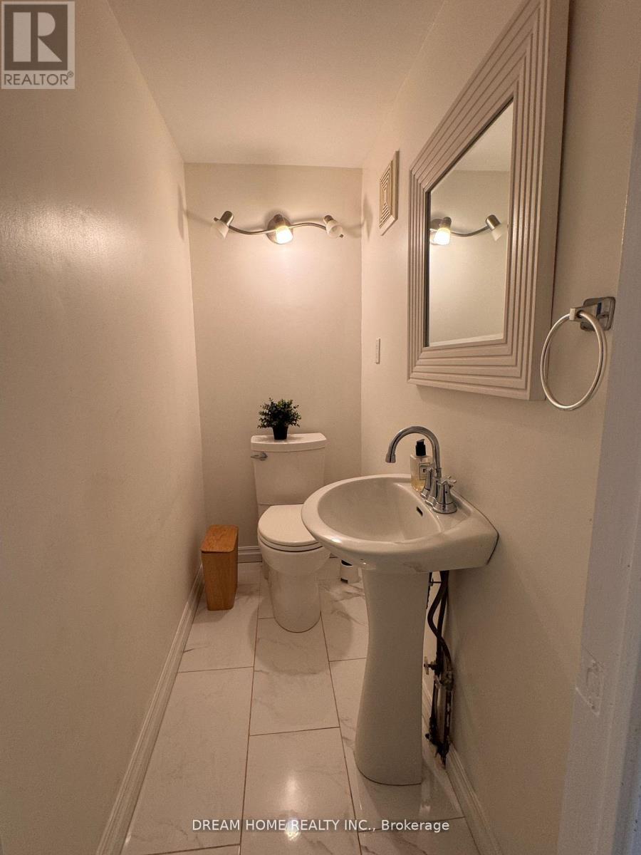 Main - 2425 Carlanne Place, Mississauga, Ontario L5C 3H6 - Photo 30 - W13141428