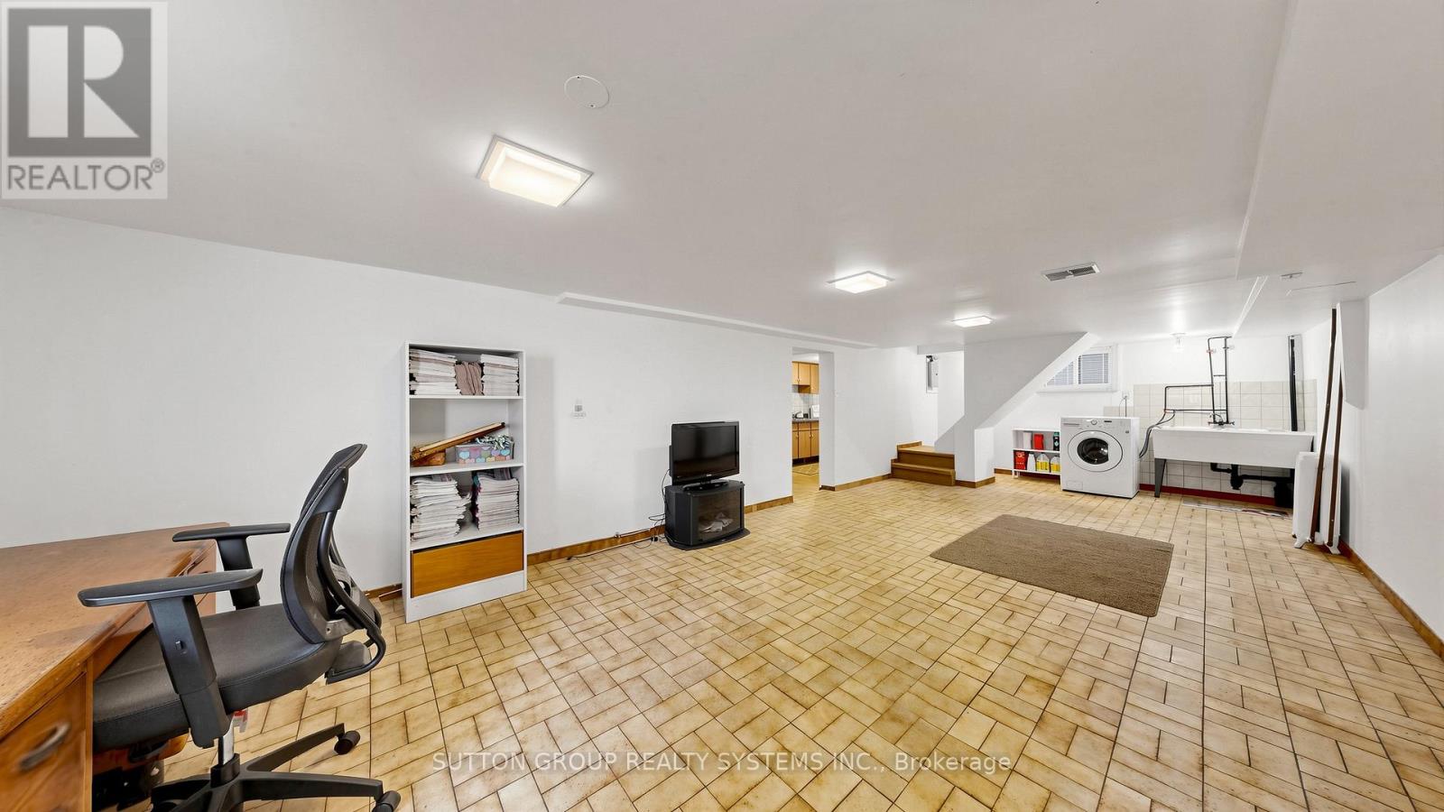 114 Rosemount Avenue, Toronto, Ontario  M6H 3H2 - Photo 27 - W13141474