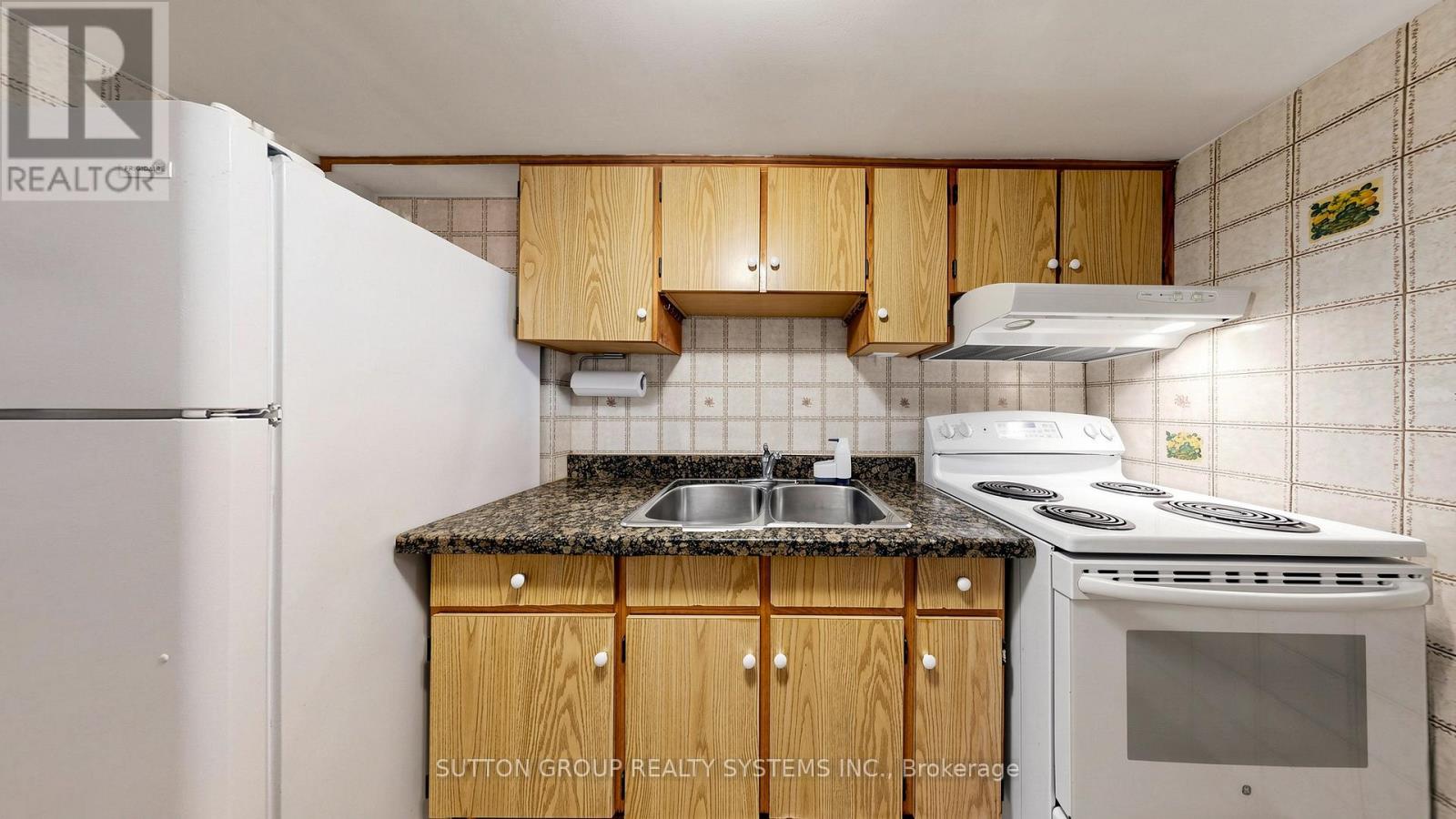 114 Rosemount Avenue, Toronto, Ontario  M6H 3H2 - Photo 30 - W13141474