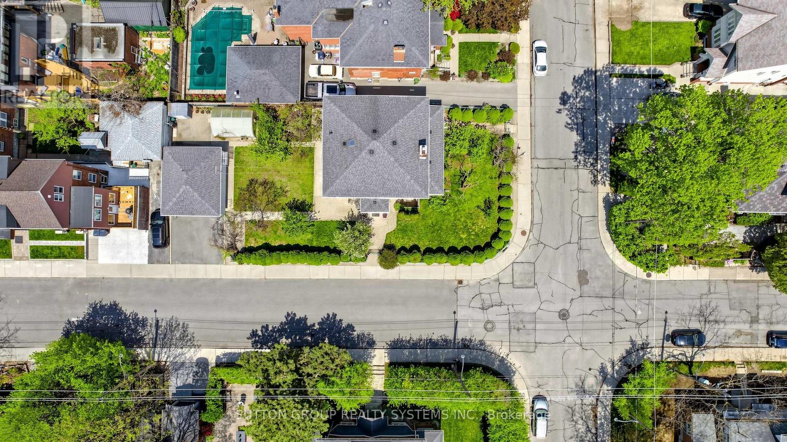 114 Rosemount Avenue, Toronto, Ontario  M6H 3H2 - Photo 44 - W13141474