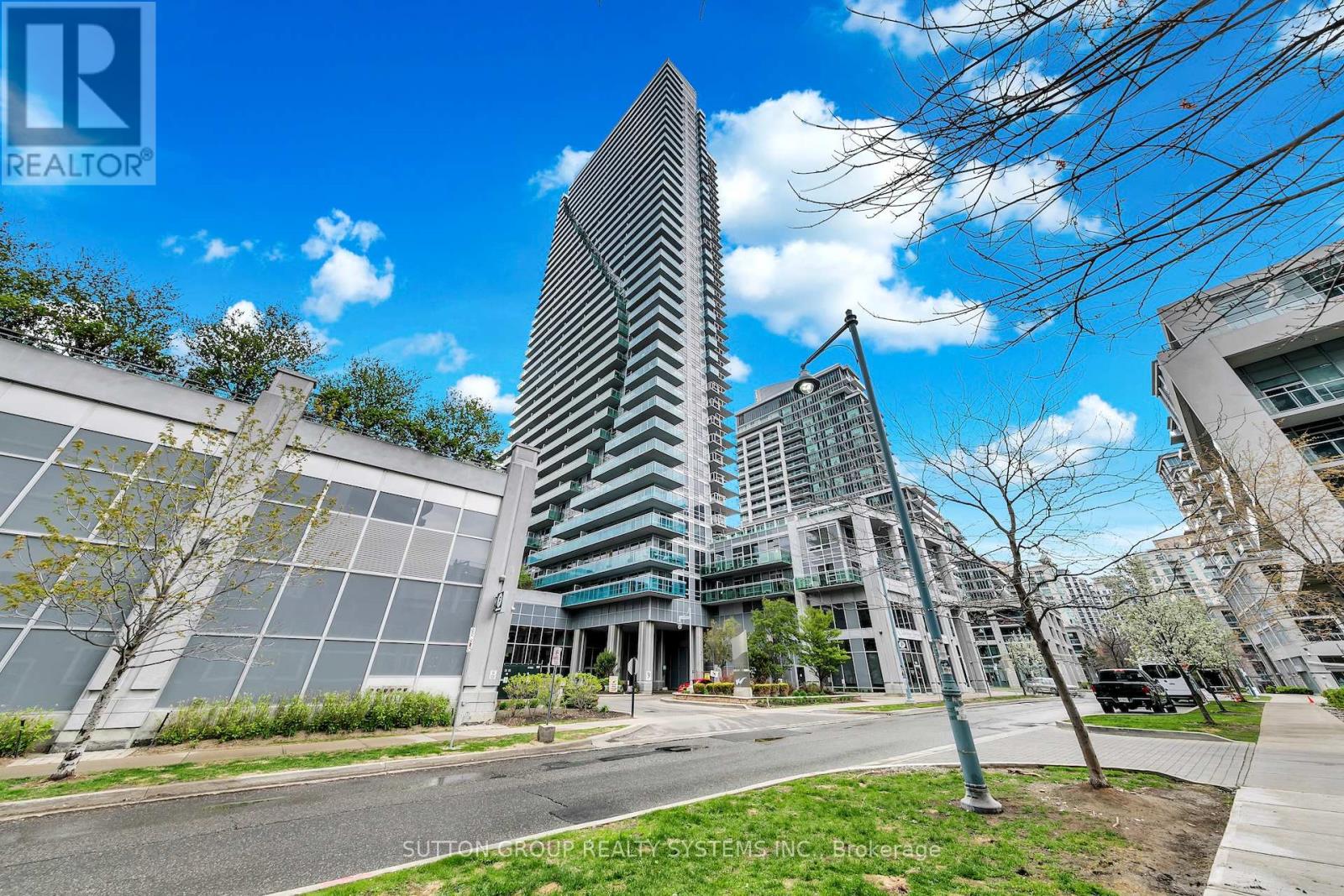 1205 - 16 Brookers Lane, Toronto, Ontario  M8V 0A5 - Photo 2 - W13141484