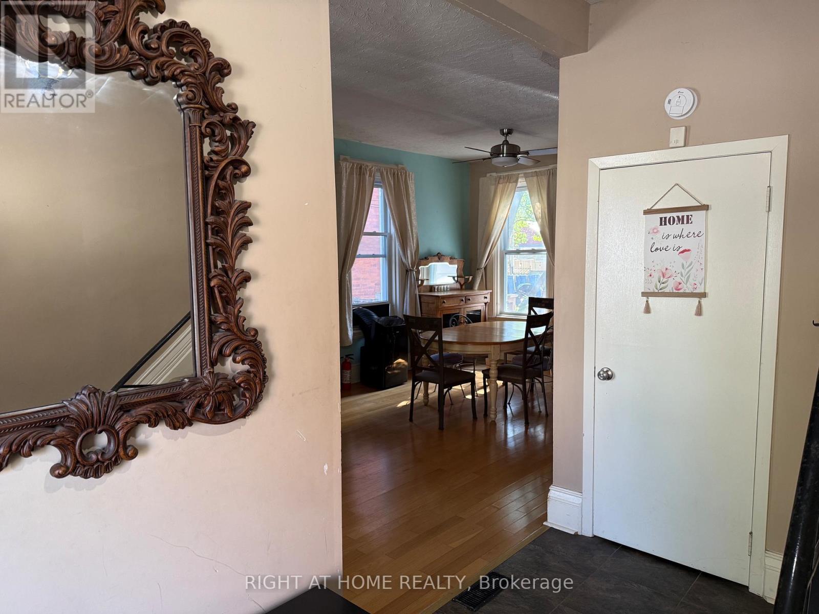 551 Bethune Street, Peterborough, Ontario  K9H 3Z6 - Photo 4 - X13141382