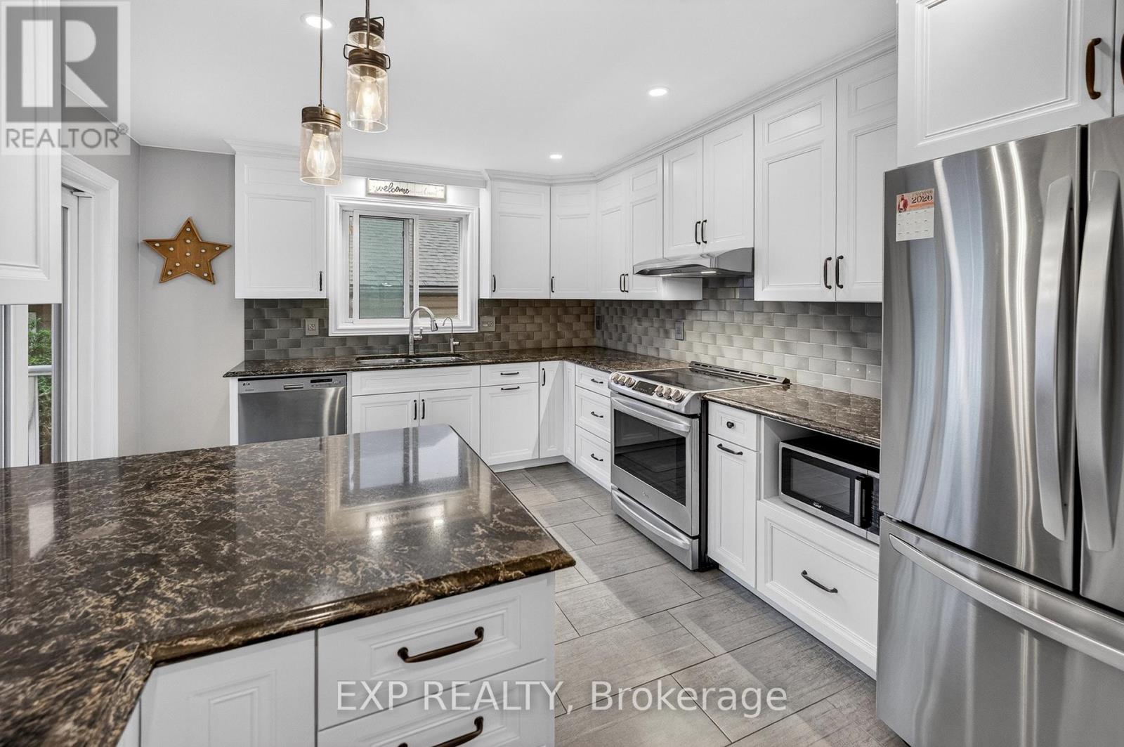 7789 Ascot Circle, Niagara Falls, Ontario  L2H 3H1 - Photo 11 - X13141454