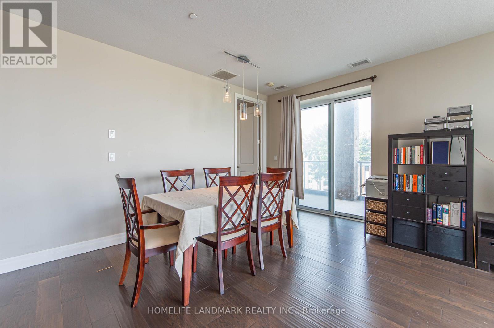302 - 223 Erb Street W, Waterloo, Ontario  N2L 0B3 - Photo 4 - X13141490