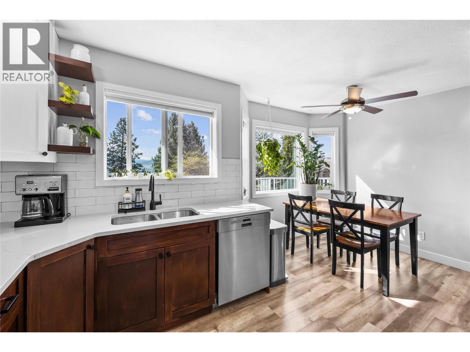 2520 Evergreen Drive, Penticton, British Columbia  V2A 7Y2 - Photo 5 - 10387046