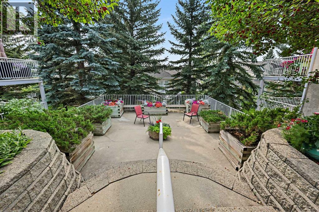 1206 Sienna Park Green SW, Calgary, Alberta  T3H 3N7 - Photo 24 - A2297757