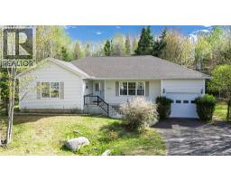 100 Good Homes Road, Lincoln, New Brunswick