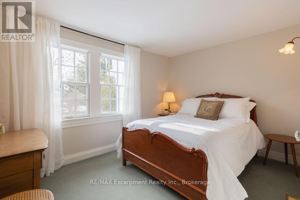74 Howard Avenue, Oakville, Ontario  L6J 3Y5 - Photo 15 - W12812048