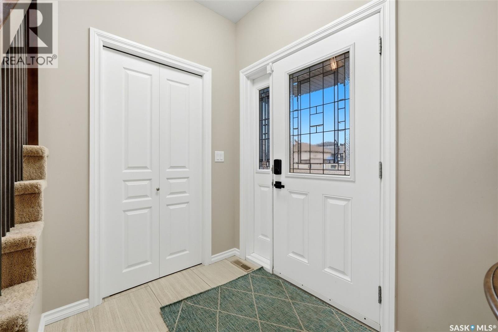 6902 Maple Vista Drive, Regina, Saskatchewan  S4X 0J8 - Photo 3 - SK036321