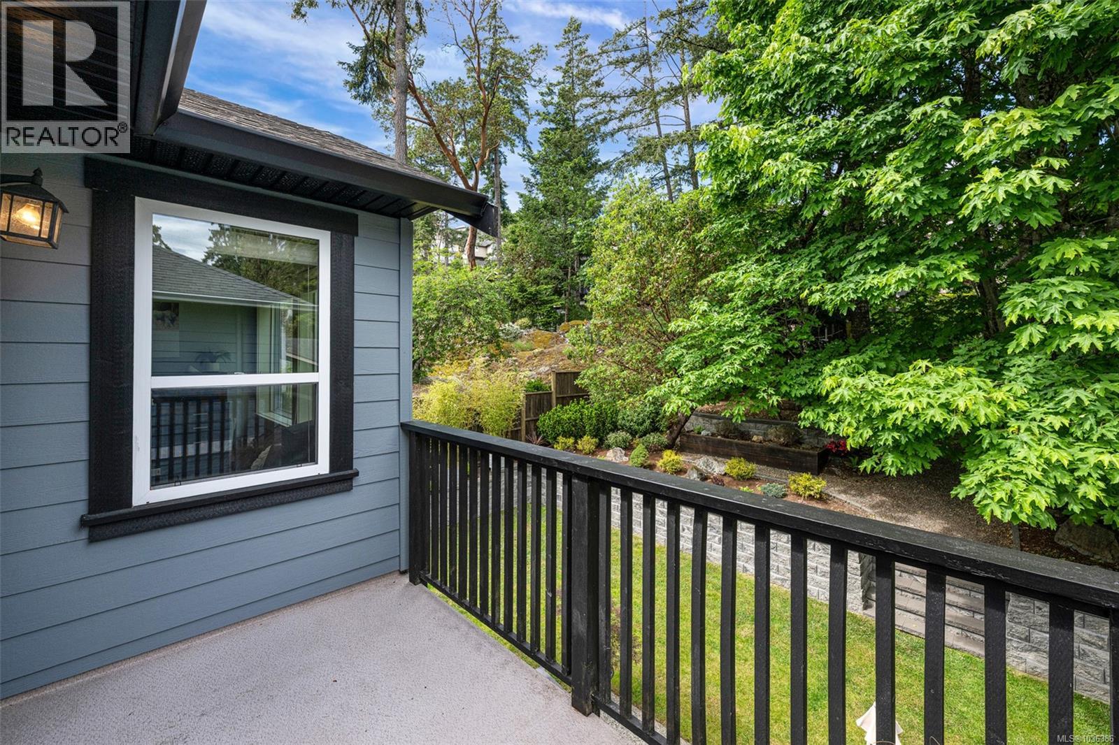 42 Degoutiere Pl, View Royal, British Columbia  V9B 0H3 - Photo 16 - 1036386