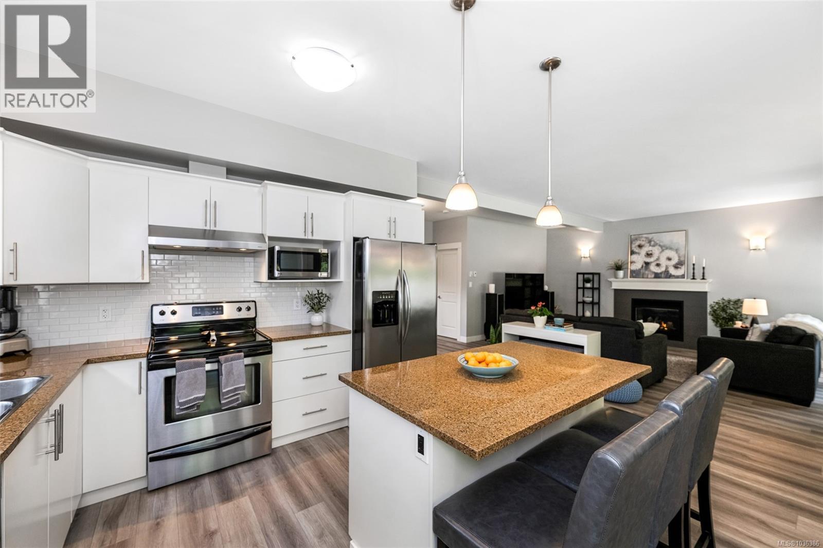 42 Degoutiere Pl, View Royal, British Columbia  V9B 0H3 - Photo 7 - 1036386