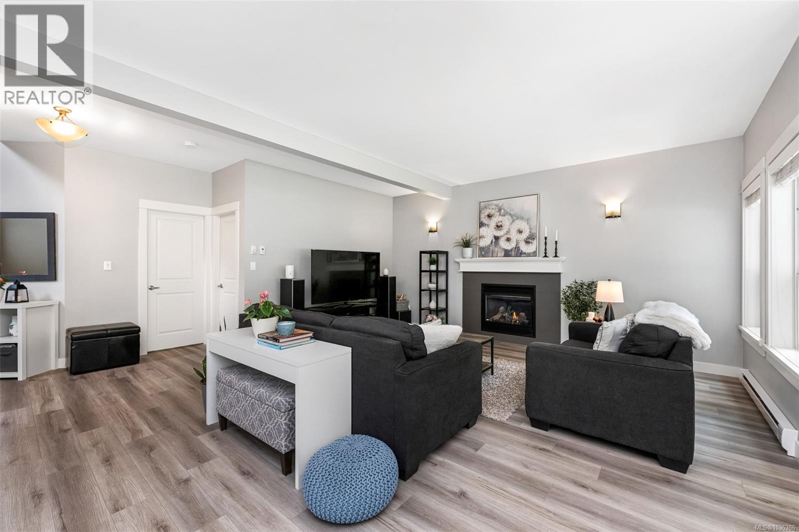 42 Degoutiere Pl, View Royal, British Columbia  V9B 0H3 - Photo 8 - 1036386
