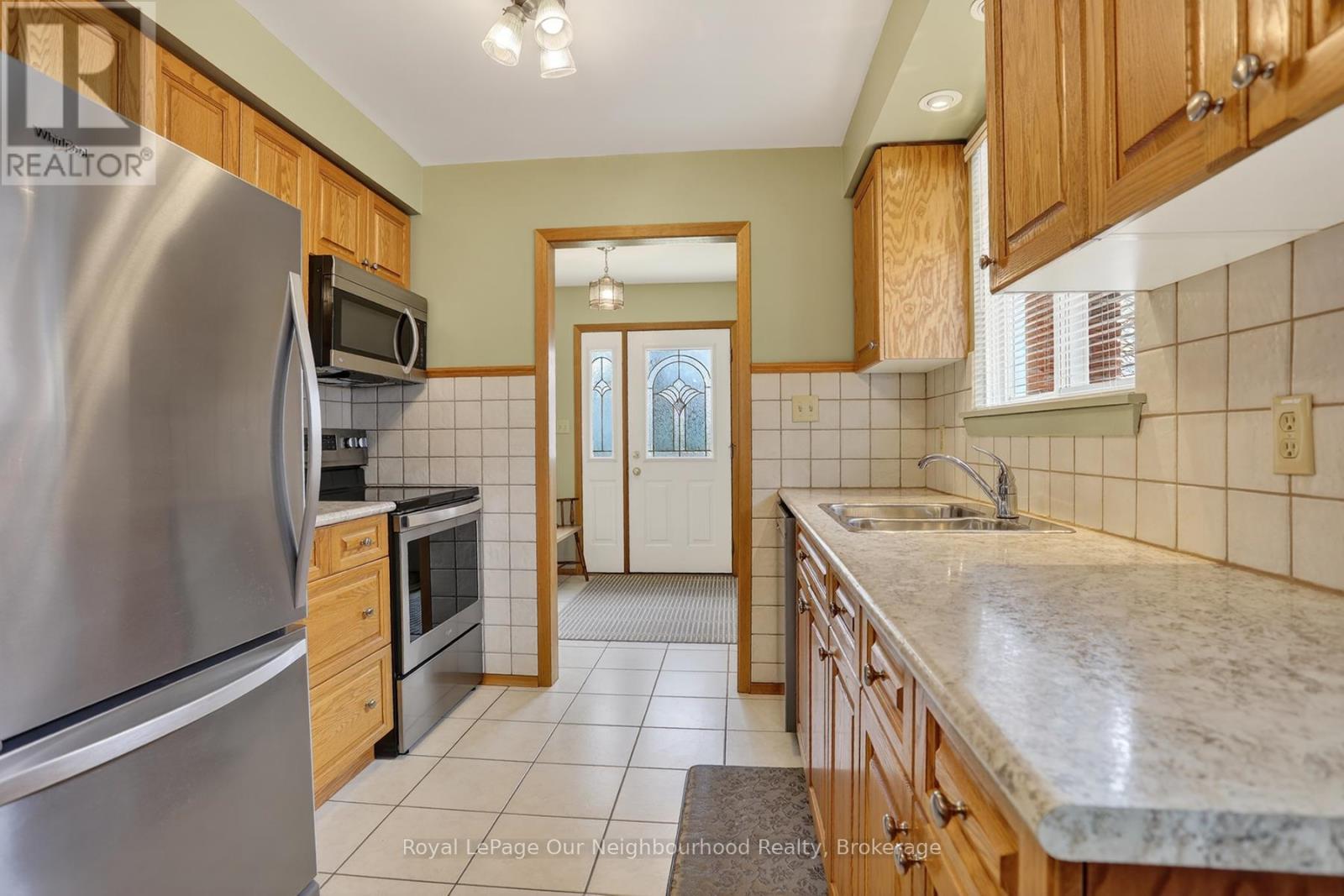 34 Brant Court, Oshawa, Ontario  L1G 4M9 - Photo 15 - E13141534