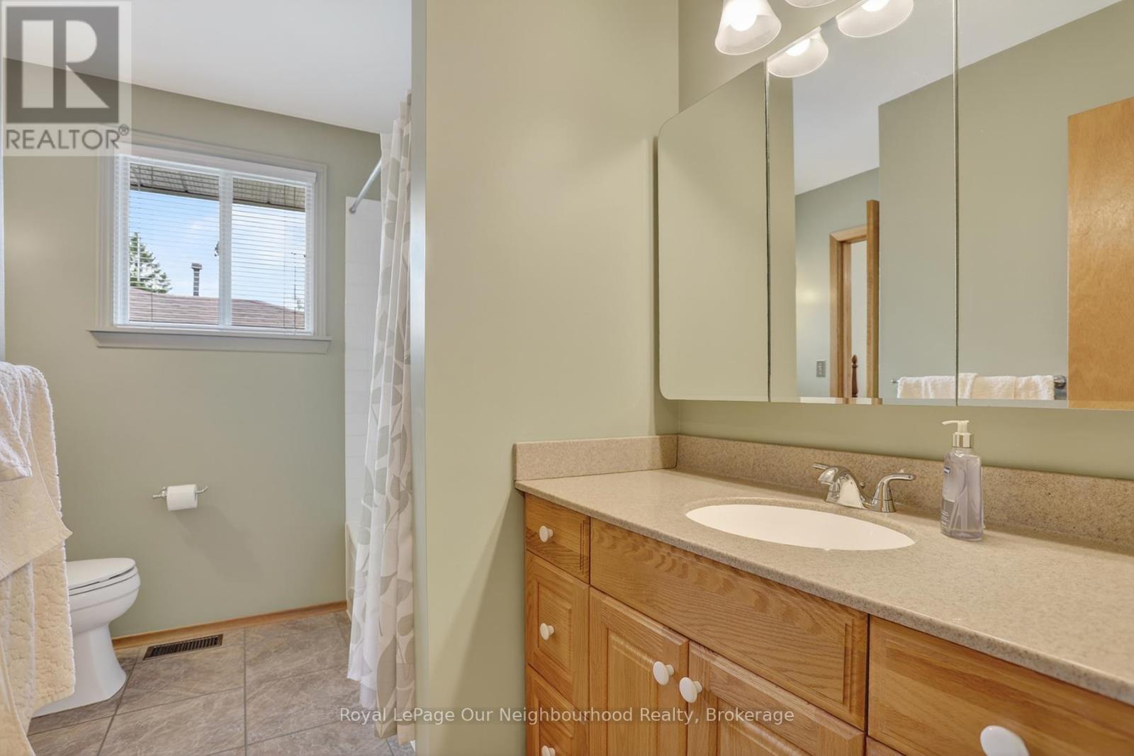 34 Brant Court, Oshawa, Ontario  L1G 4M9 - Photo 32 - E13141534