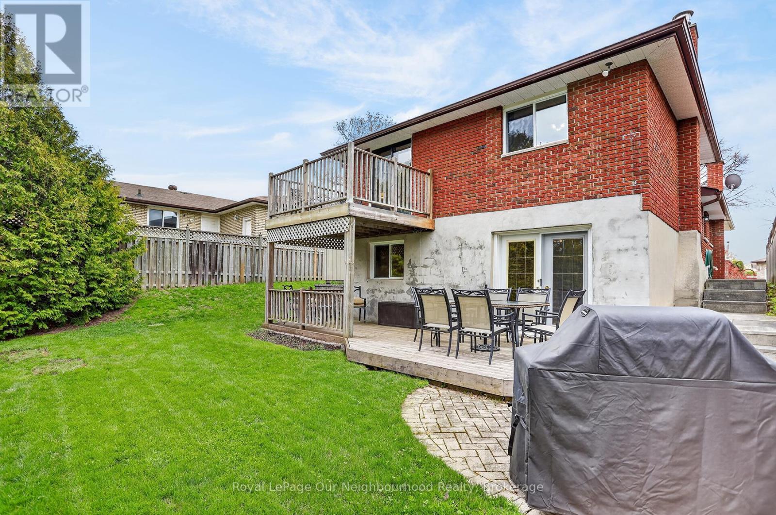 34 Brant Court, Oshawa, Ontario  L1G 4M9 - Photo 5 - E13141534