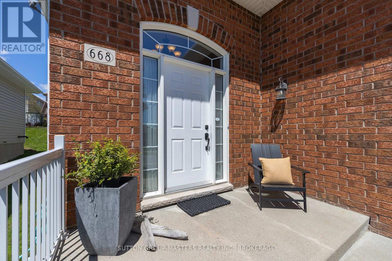 668 Melrose Street, Kingston, Ontario  K7M 9G8 - Photo 2 - X13141594