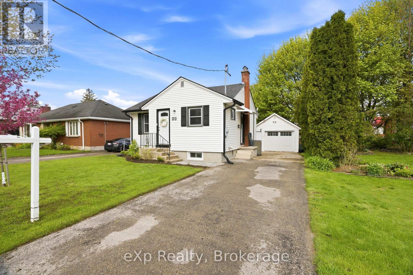 52 Avondale Avenue, Stratford, Ontario N5A 6M4 - Photo 3 - X13141560