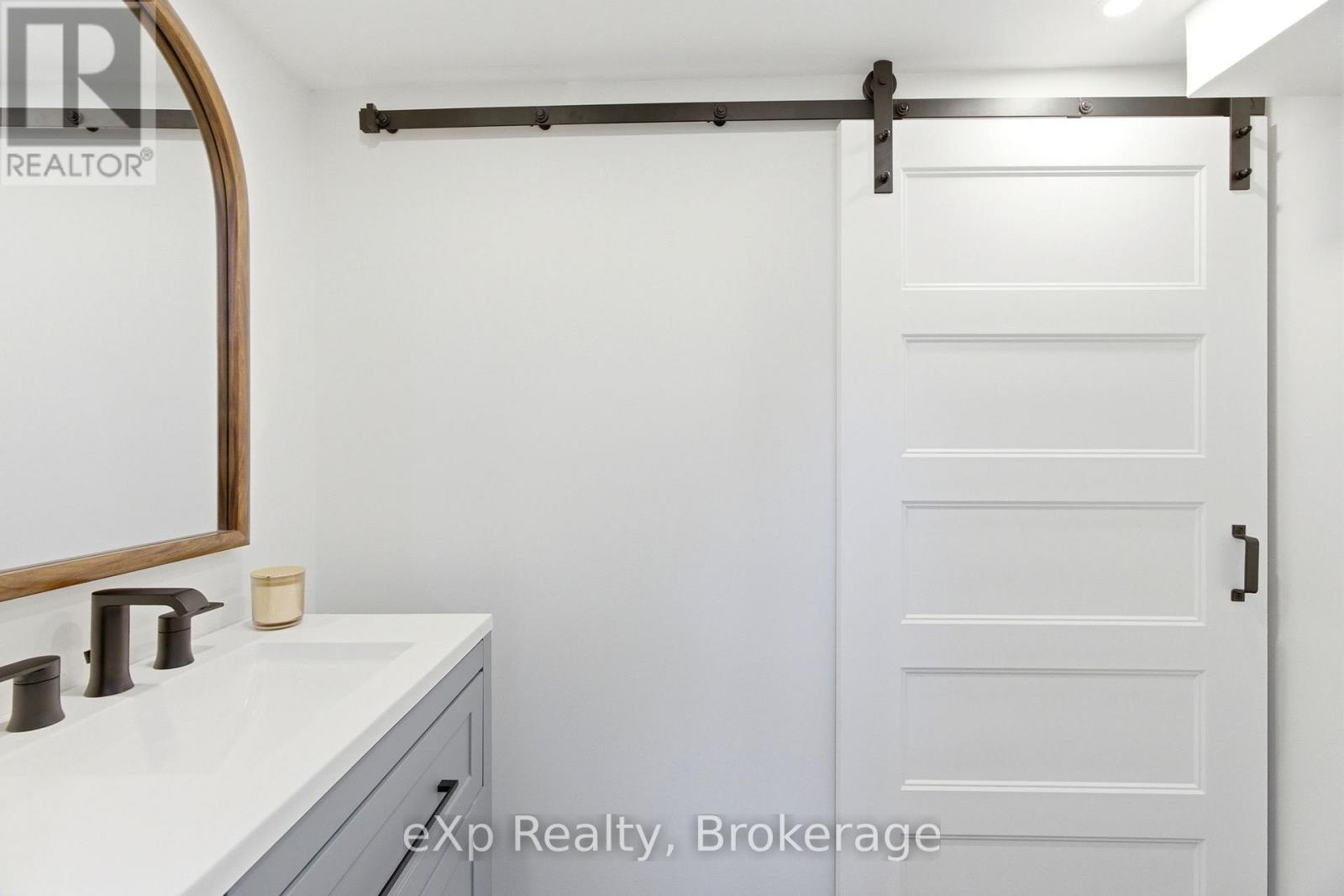 52 Avondale Avenue, Stratford, Ontario N5A 6M4 - Photo 34 - X13141560