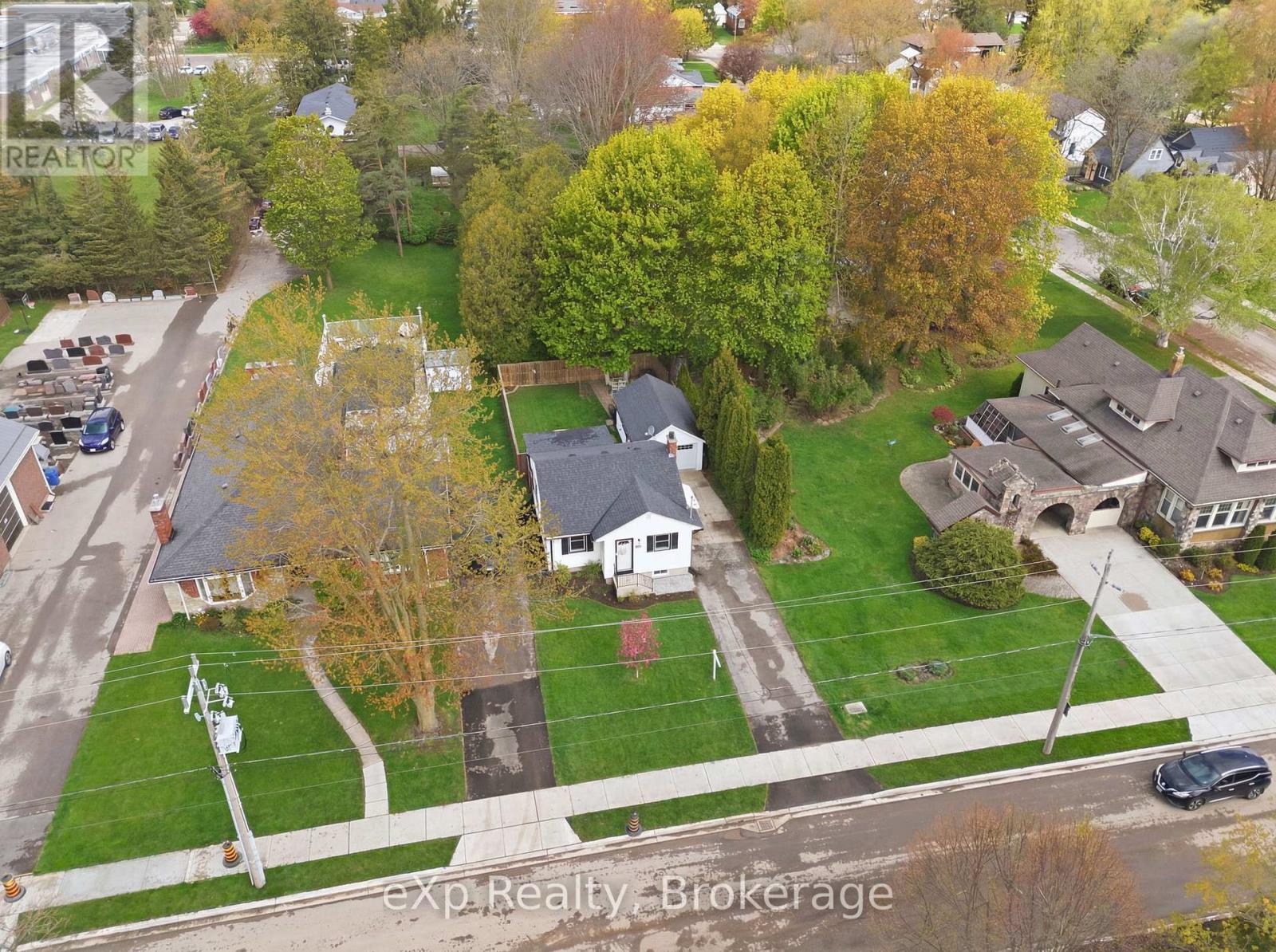 52 Avondale Avenue, Stratford, Ontario N5A 6M4 - Photo 47 - X13141560