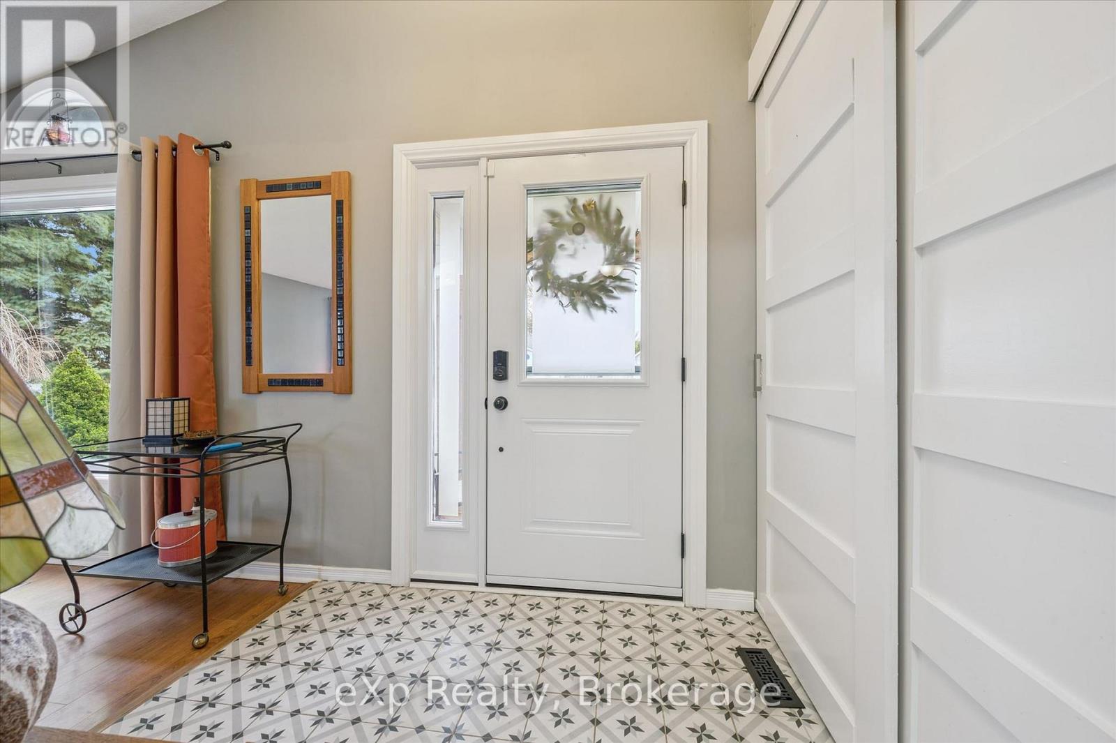 195 Middlebury Drive, Waterloo, Ontario N2T 2H6 - Photo 5 - X13141604