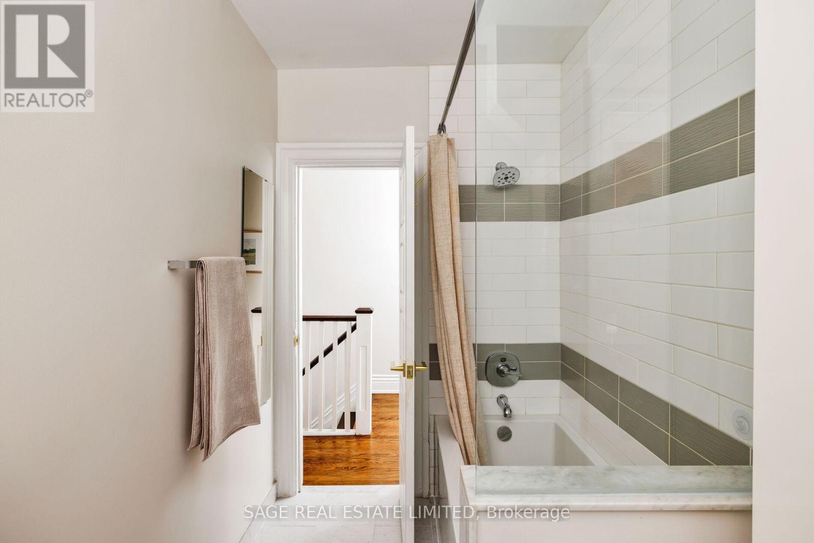 208 Galley Avenue, Toronto, Ontario  M6R 1H4 - Photo 24 - W13128690