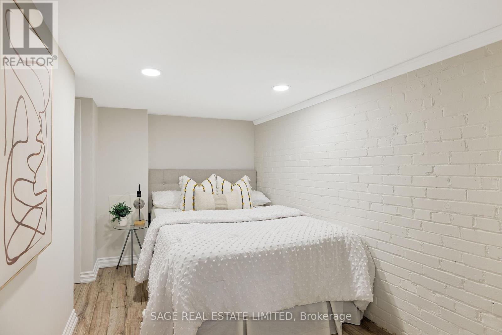208 Galley Avenue, Toronto, Ontario  M6R 1H4 - Photo 26 - W13128690
