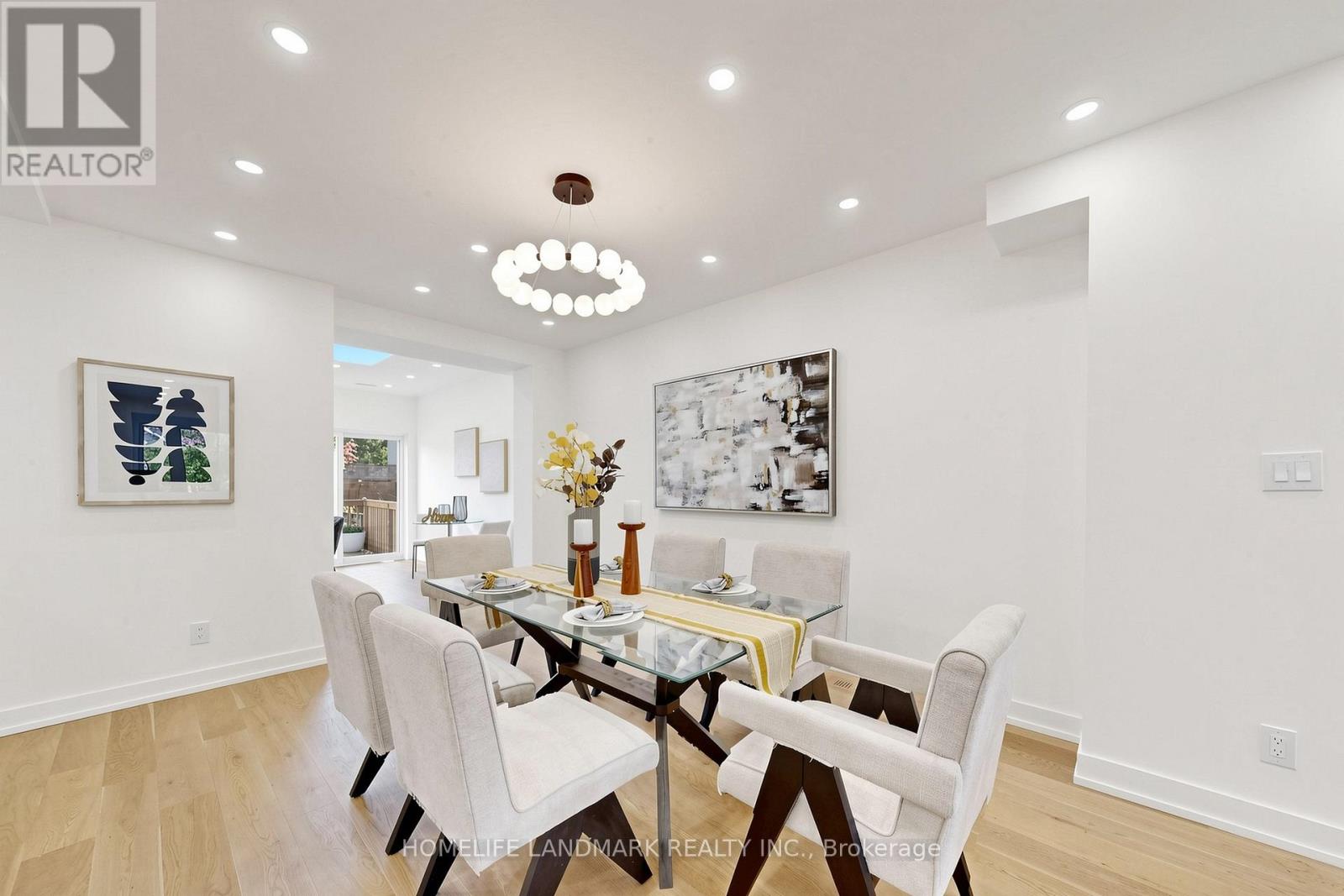 55 Chilton Road, Toronto, Ontario  M4J 3C7 - Photo 7 - E13131892