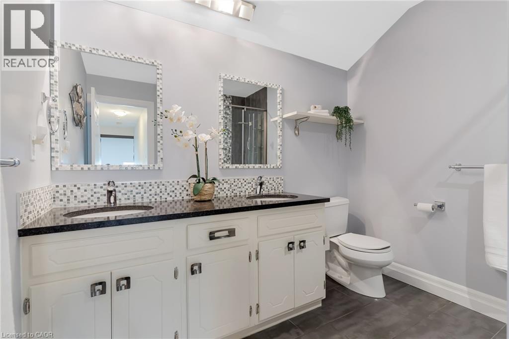 286 Normandy Avenue, Waterloo, Ontario  N2K 1X7 - Photo 35 - 40830687