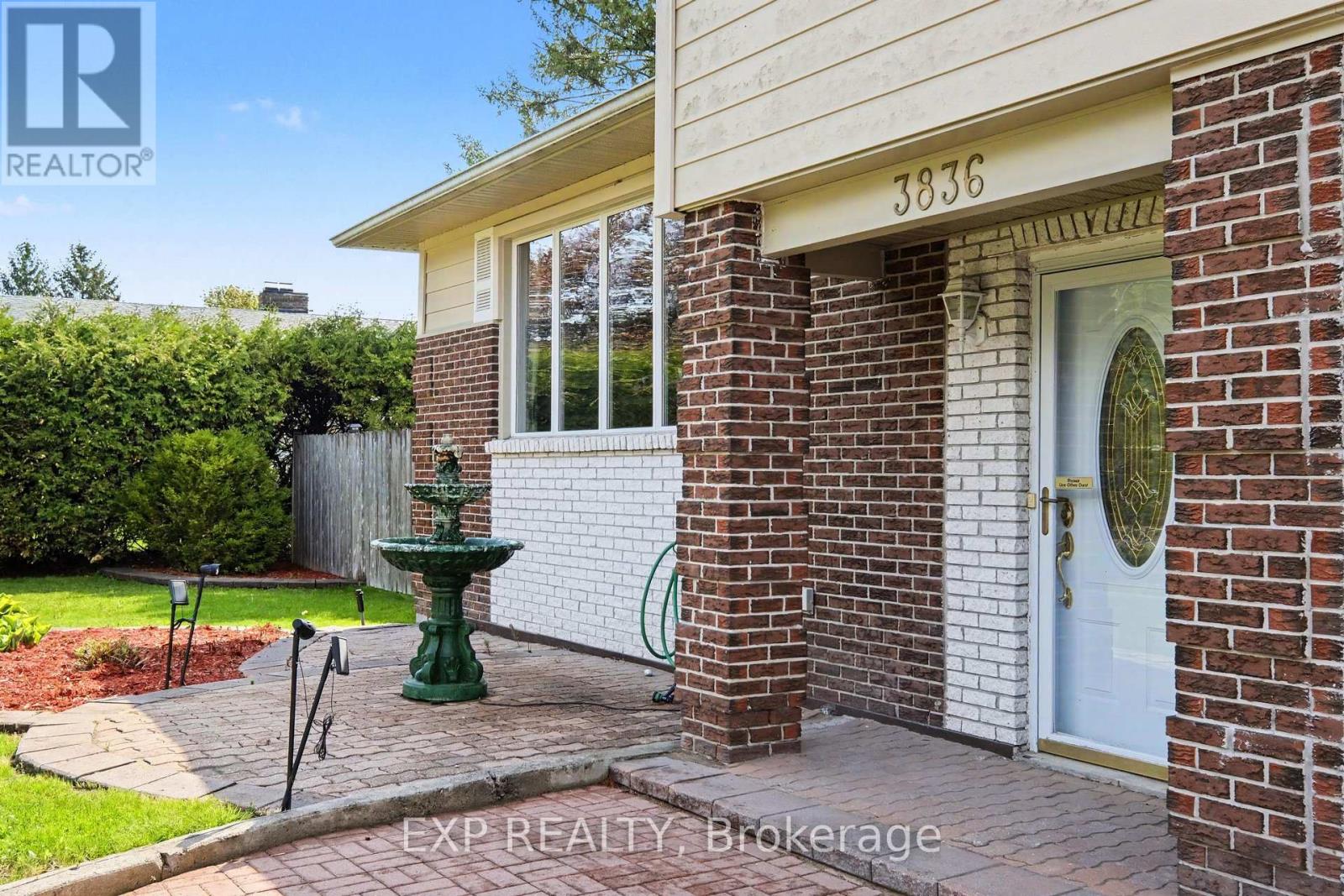 3836 Leitrim Road, Ottawa, Ontario  K1G 3N4 - Photo 3 - X13135226