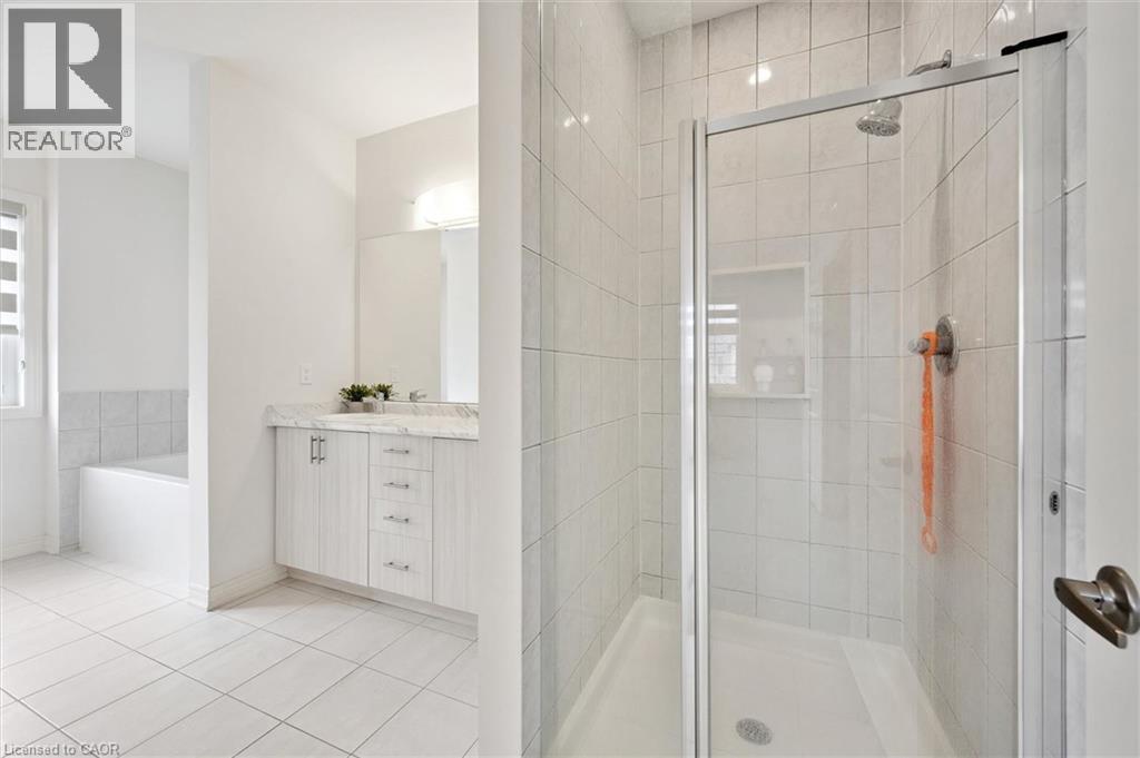 3 Gledhill Crescent, Cambridge, Ontario N1T 0G2 - Photo 25 - 40828942