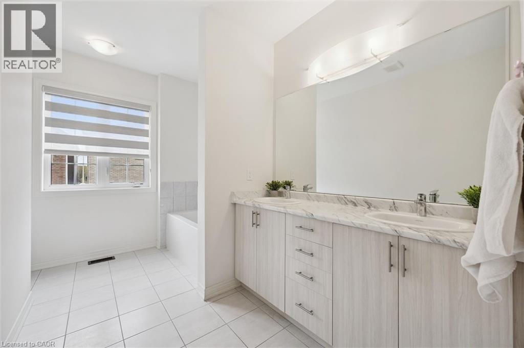 3 Gledhill Crescent, Cambridge, Ontario N1T 0G2 - Photo 26 - 40828942