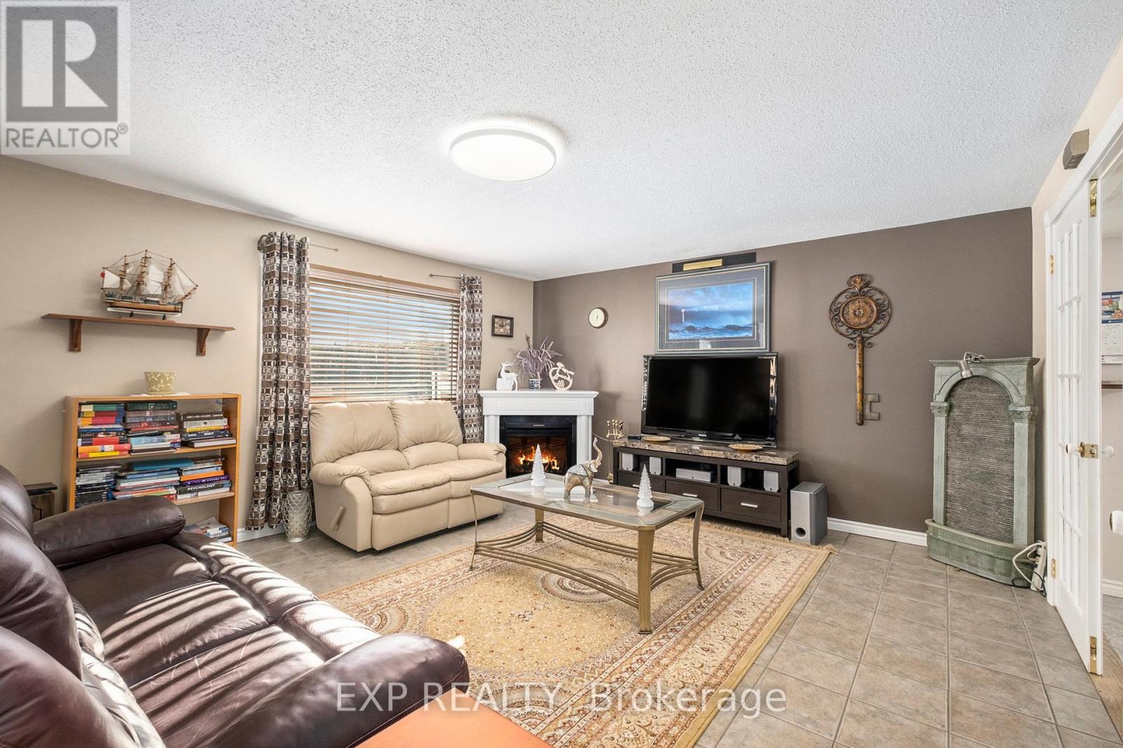 3836 Leitrim Road, Ottawa, Ontario  K1G 3N4 - Photo 9 - X13135226