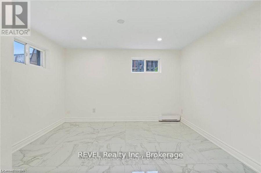 462 C Carlton Street, St. Catharines, Ontario  L2M 4X1 - Photo 4 - X13141628